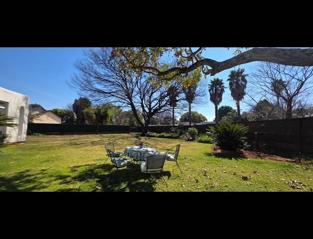 3 BEDROOM FREEHOLD FOR SALE IN NIMROD PARK